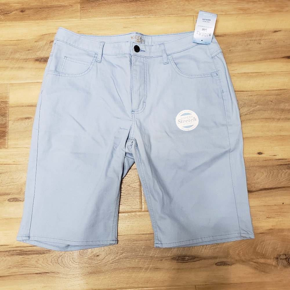 Riders By Lee Women’s Mid rise Bermuda Blue Khaki Shorts Sz 16